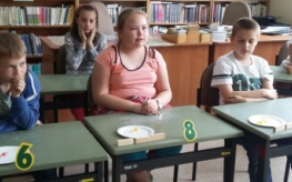 Test wiedzy na wesoło - biblioteka w Cielczy, 16 czerwca 2015 r.
