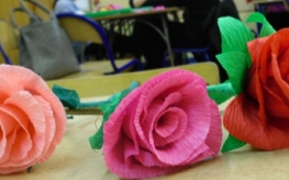 Warsztaty tworzenia róż z bibuły