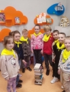 W świecie książek – przedszkolaki z „Tęczy” odwiedziły bibliotekę